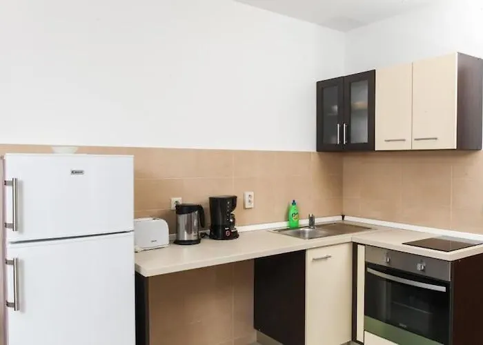 Ana With Balcony Apartamento