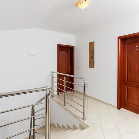 Appartamento Ana With Balcony *