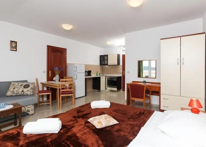 Ana With Balcony * Лопуд